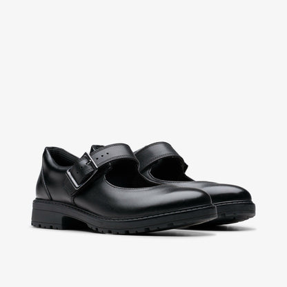 Loxham Walk Youth Black Leather | Clarks Onsale