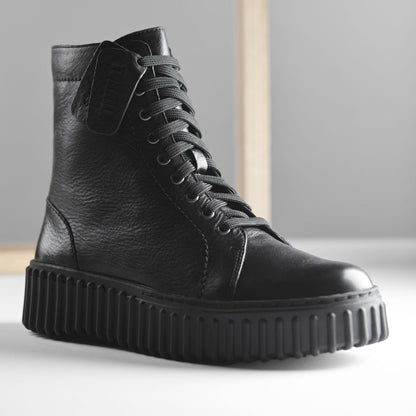 Torhill Rise Ankle Boot Black Leather | Clarks