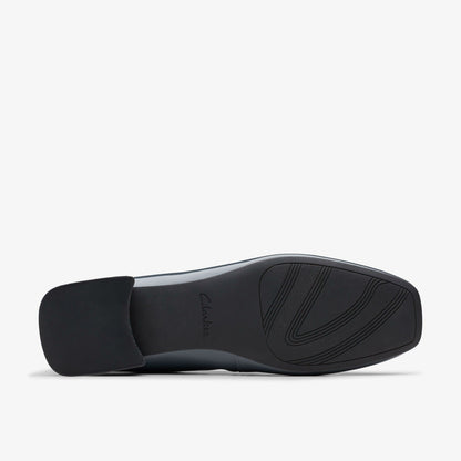 Ubree 15 Step Navy Patent | Clarks Sale