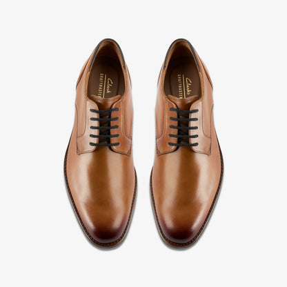 Craft Arlo Lace Tan Leather | Clarks Onsale