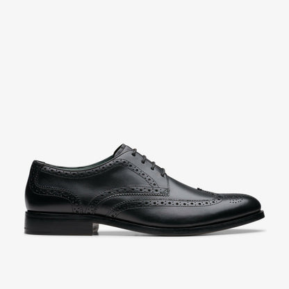 Craft James Tip Brogue Black Leather | Clarks Onsale