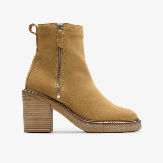 Cassiano Zip Ankle Boot Light Tan Suede | Clarks Onsale