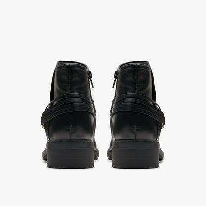 Hearth Kaylie Ankle Boot Black Leather | Clarks