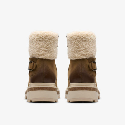 Hencroft Madi Waterproof Dark Sand Warmlined | Clarks Onsale