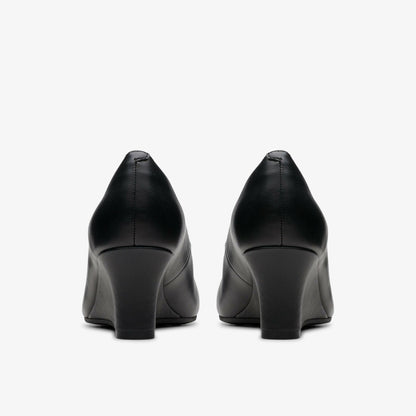Olivette Pearl Black Leather | Clarks Onsale