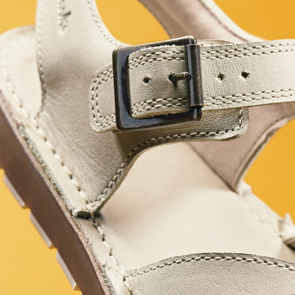 Playsun Kid Off White Leather | Clarks Sale
