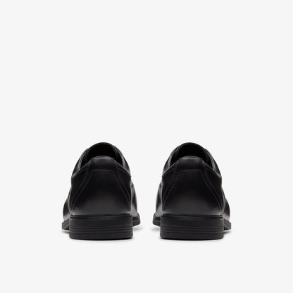 Jonwin Loop Youth Black Leather | Clarks Sale