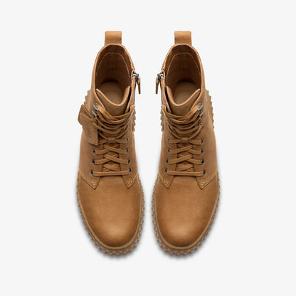 Torhill Style Light Tan Nubuck | Clarks US