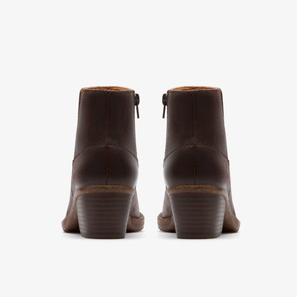 Kastela Top Brown Leather | Clarks Onsale