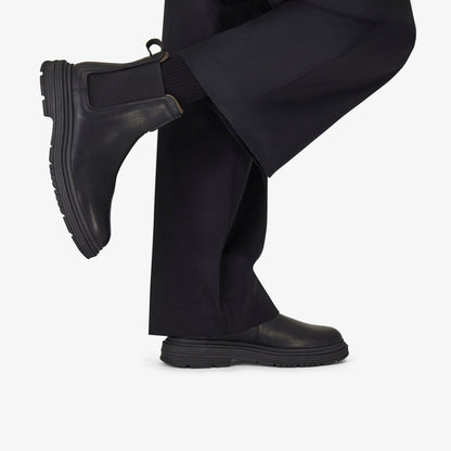 Badbury Easy Black Leather | Clarks US