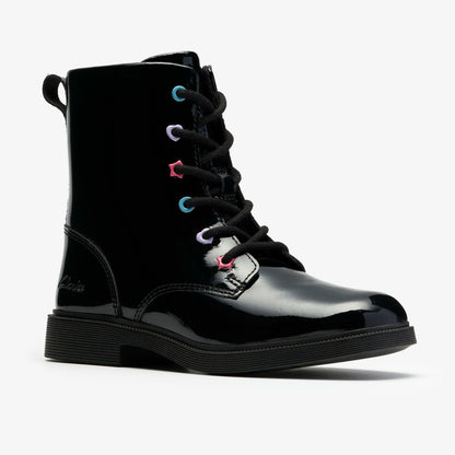Oaklyn Charm Kid Black Patent | Clarks Onsale