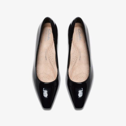 Scarlyt Piper Black Patent | Clarks