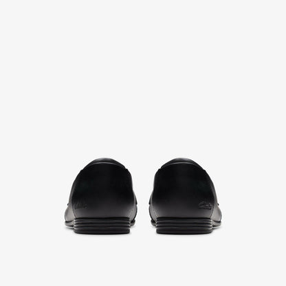 Finja Loafer Older Black Leather | Clarks