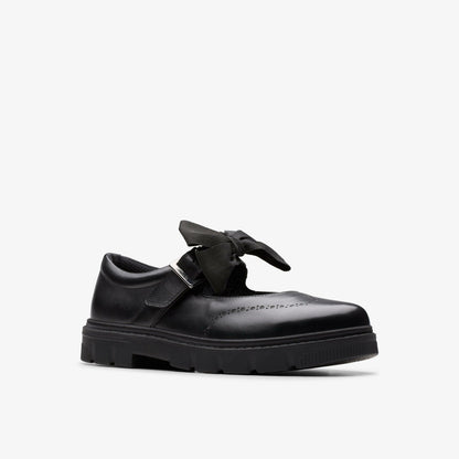 Lorcam Jane Youth Black Leather | Clarks Sale