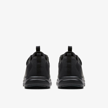 Deyes Dash Youth Black/Black | Clarks US